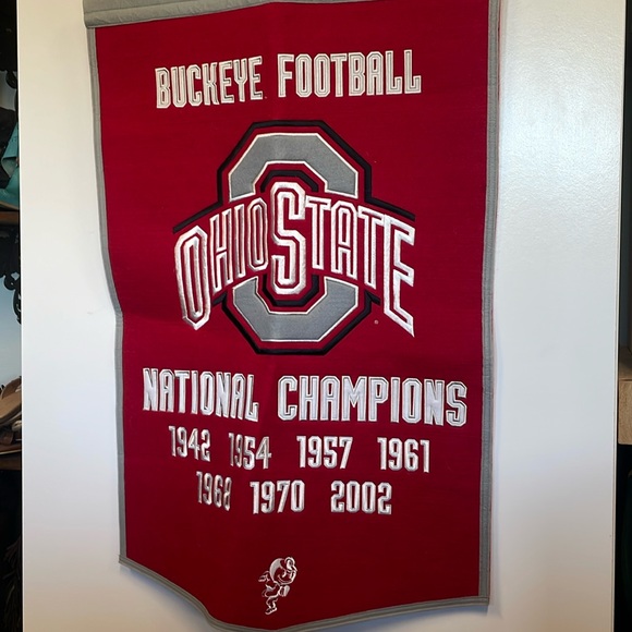 Ohio State football national champions felt banner – man cave, sports bar.  Dorm - Picture 1 of 7